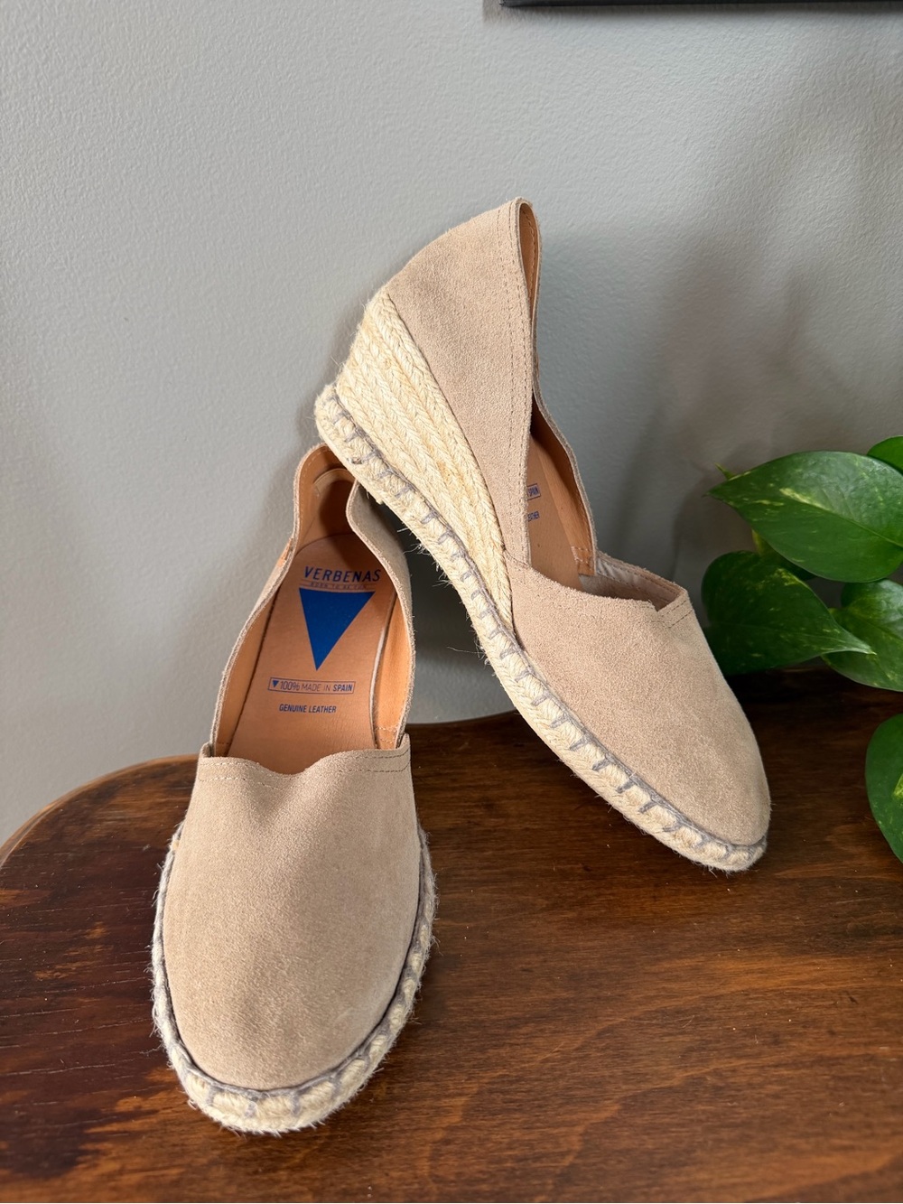 Verbenas Beige Suede Espadrille Wedge - Women's. EU 39. US 8/8.5